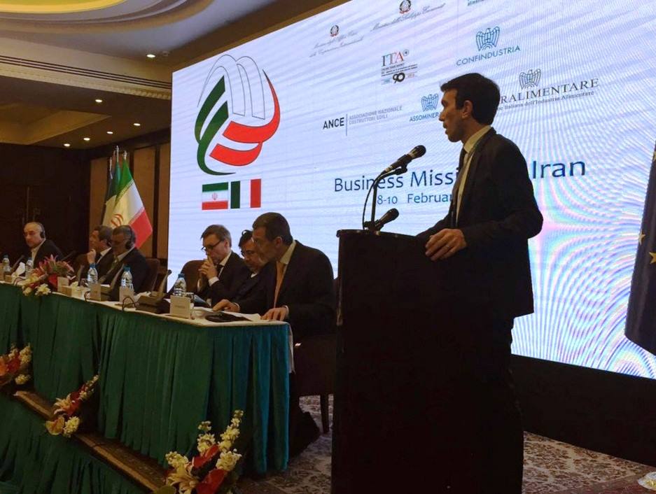 maurizio martina iran